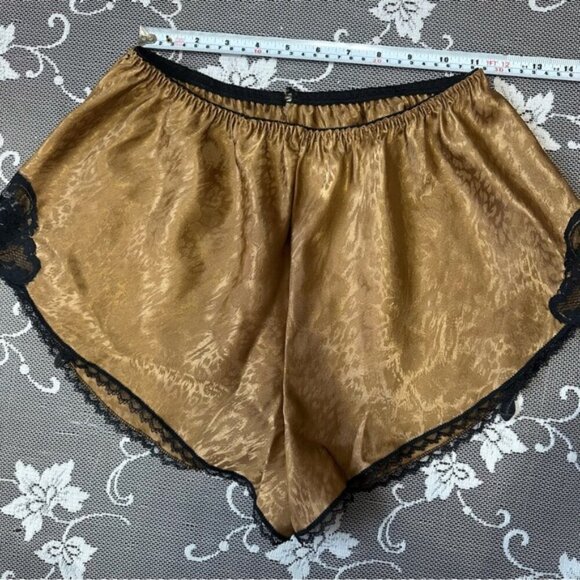 Vintage Eaton Vanity Fair Satin Camisole and Panties Sleep Set Sz Medium - Picture 7 of 13